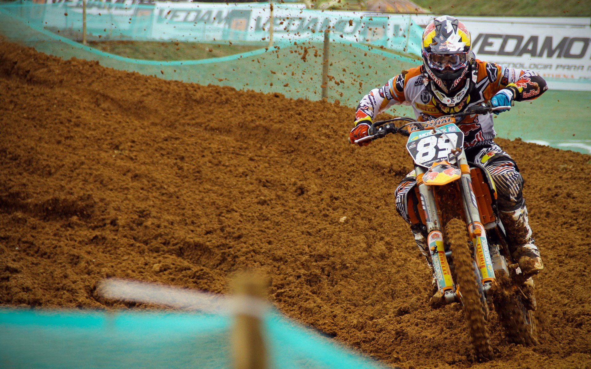 高潮不断！王强压哨三分震撼全场，助队完成逆转！